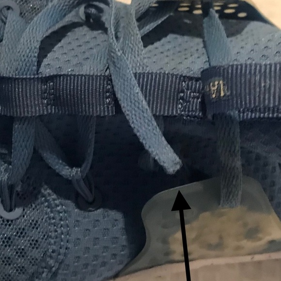 Nike Air Revolution rare Carolina UNC blue team edition shoes size 10.5 - Picture 9 of 10